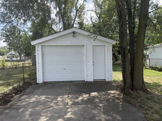 8144 Orchard Avenue, Warren, MI 48089 photo 3