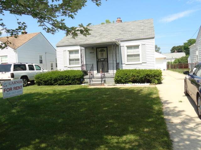 19317 Woodside Street, Harper Woods, MI