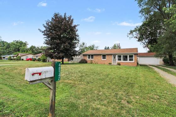 48542 Sully Drive, Belleville, MI 48111 photo 2