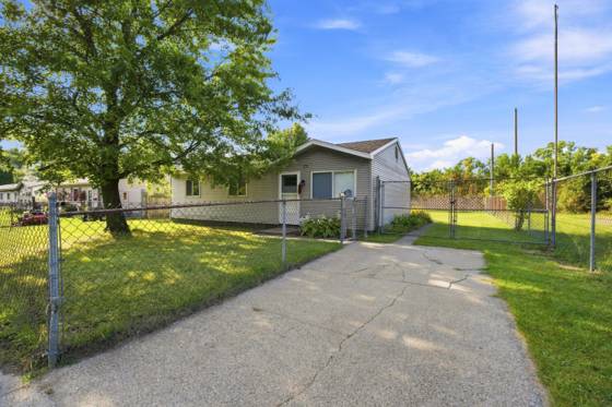 1650 Tyler Road, Ypsilanti, MI 48198 photo 2