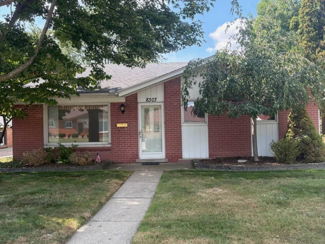 8307 Donna Street, Westland, MI 48185