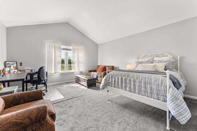 713 Abbington Court, Howell, MI