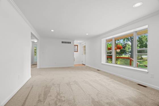 9996 Highland Road, White Lake, MI 48386 photo 3