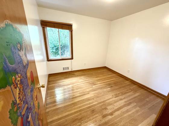 9062 Woodring Street, Livonia, MI 48150 photo 4