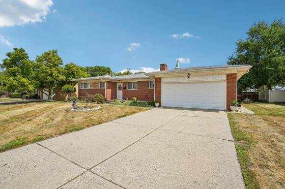 22808 Greenview Road, Southfield, MI 48075 photo 3