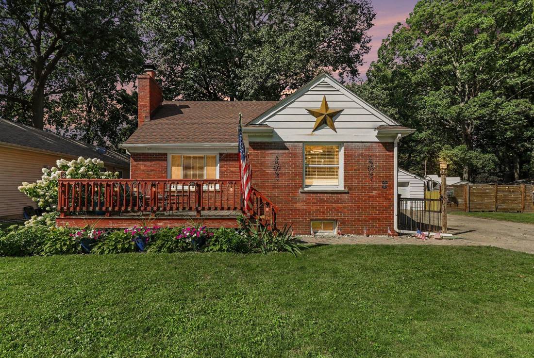 3620 Fort Drive, Waterford, MI 48328