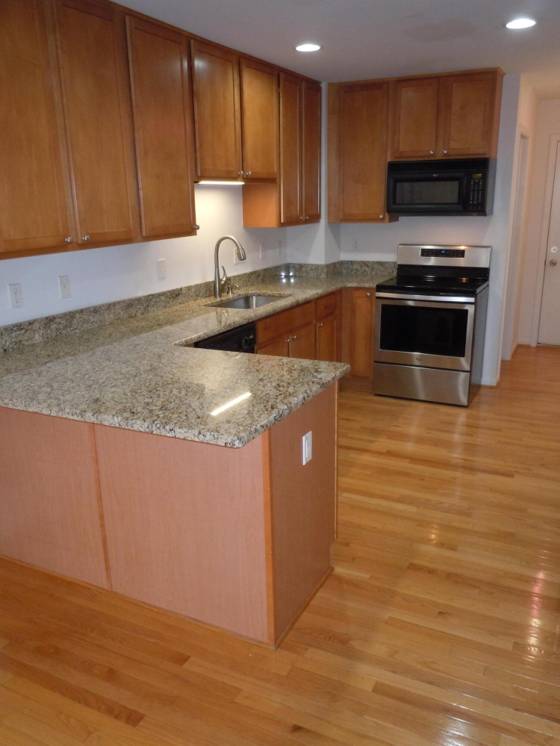312 James Circle, Royal Oak, MI 48067 photo 4