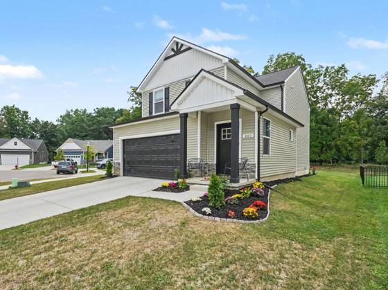 880 Machnik Drive, Chelsea, MI 48118 photo 2