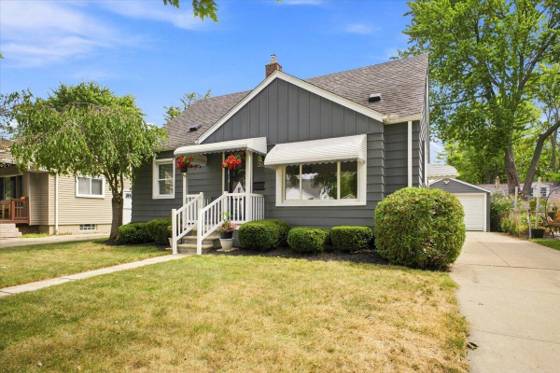 815 S Marias Avenue, Clawson, MI 48017 photo 2