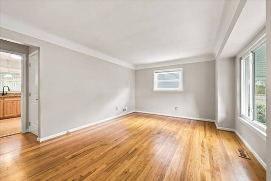 815 S Marias Avenue, Clawson, MI 48017 photo 5