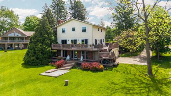 7490 Ledgewood Drive, Fenton, MI 48430 photo 5