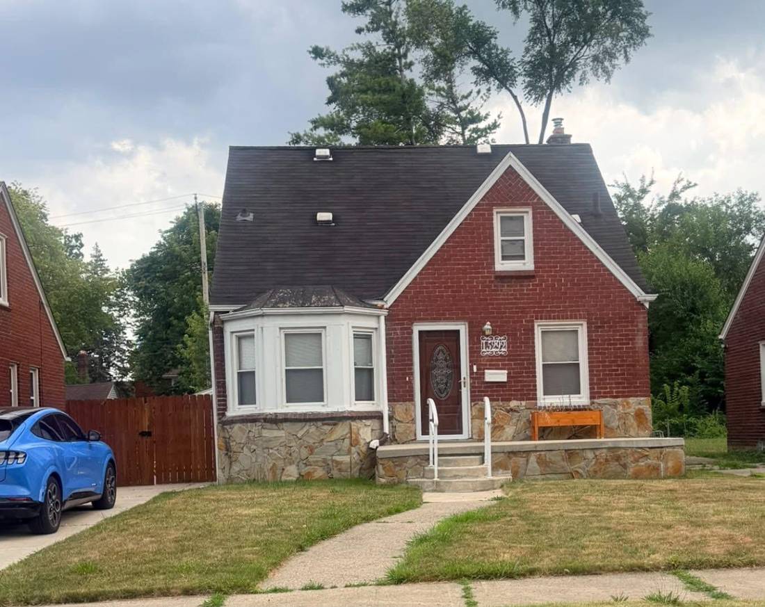 15292 Spring Garden Street, Detroit, MI 48205