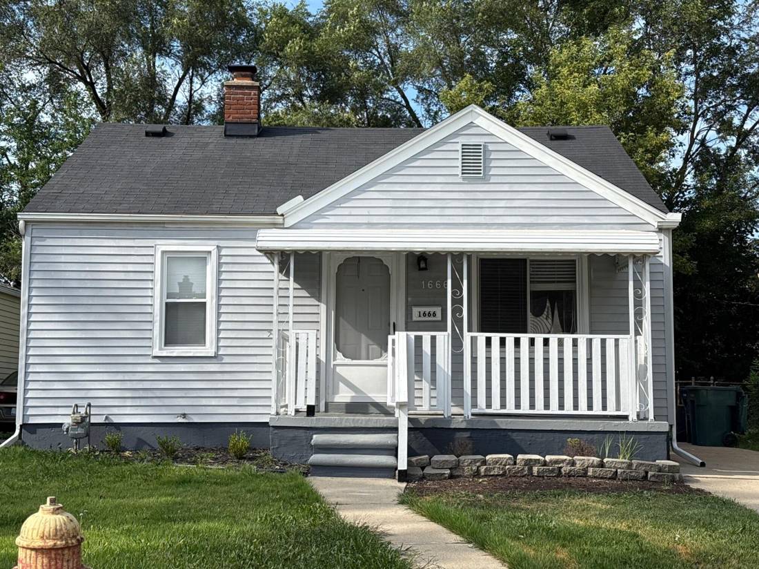 1666 Liberty Avenue, Lincoln Park, MI 48146