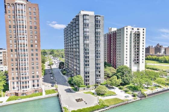 8200 E Jefferson Avenue #610, Detroit, MI 48214 photo 3
