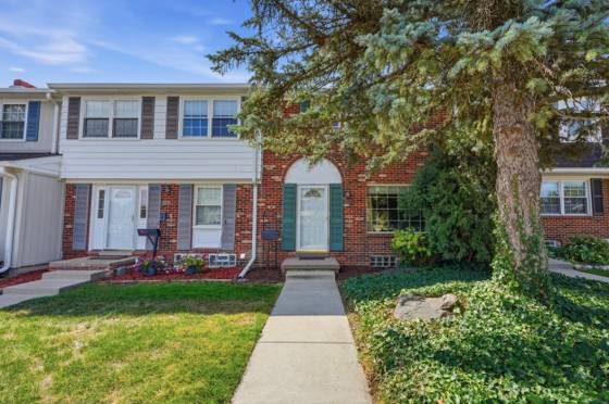 19372 Malvern Court, Northville, MI 48167 photo 2