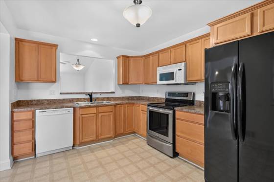 35251 Silver Maple Drive, Clinton Twp, MI 48035 photo 4