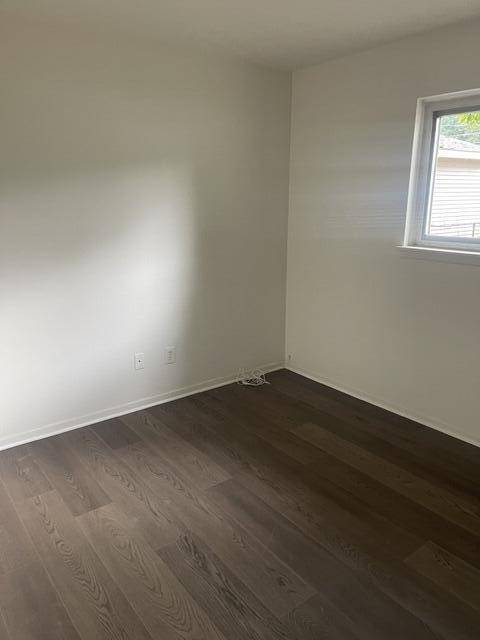 23484 Larkshire Street, Farmington Hills, MI 48336 photo 4