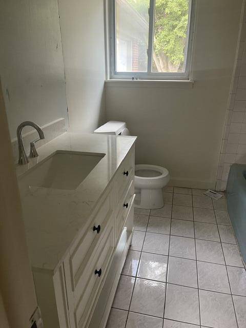 23484 Larkshire Street, Farmington Hills, MI 48336 photo 5