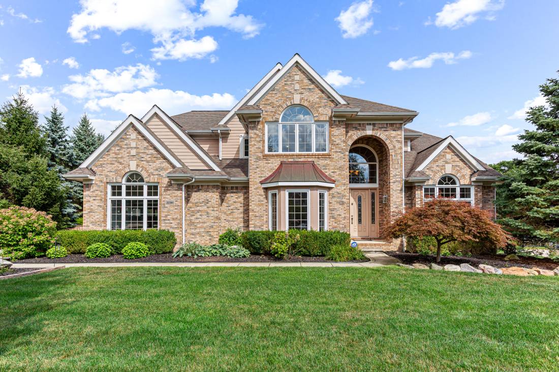 22390 Diamond Court, Farmington Hills, MI 48335