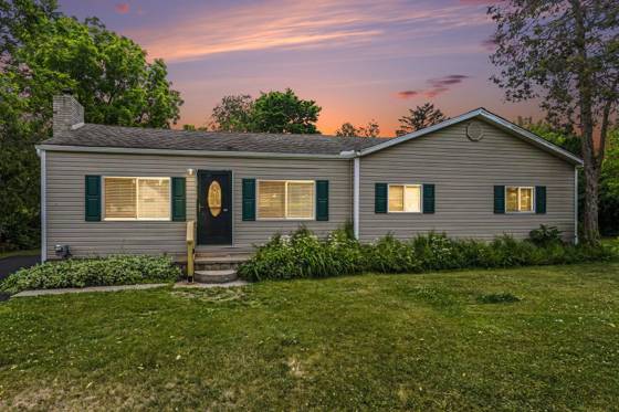 3472 Esson Drive, Grand Blanc, MI 48439 photo 2