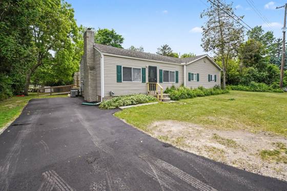 3472 Esson Drive, Grand Blanc, MI 48439 photo 3