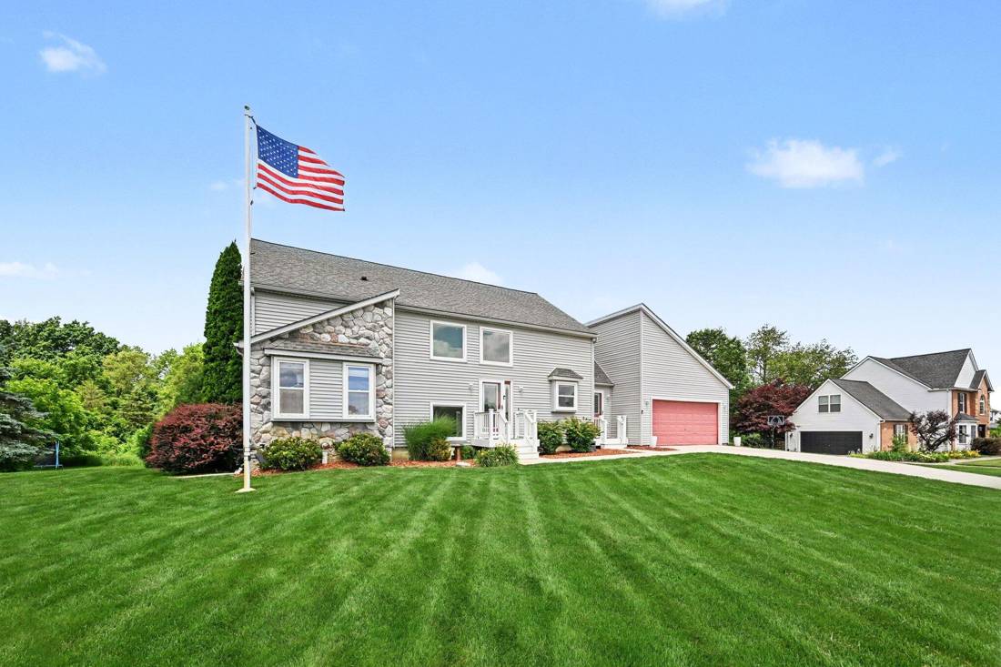 4234 Lori Lynn Lane, Whitmore Lake, MI 48189