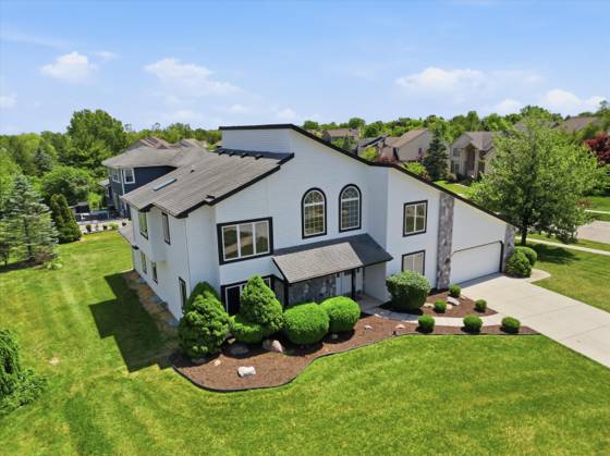 1657 Wake Robin Court, Ann Arbor, MI 48103 photo 2