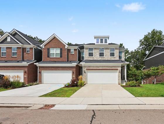 692 Peppermint Drive, Rochester Hills, MI 48307 photo 2