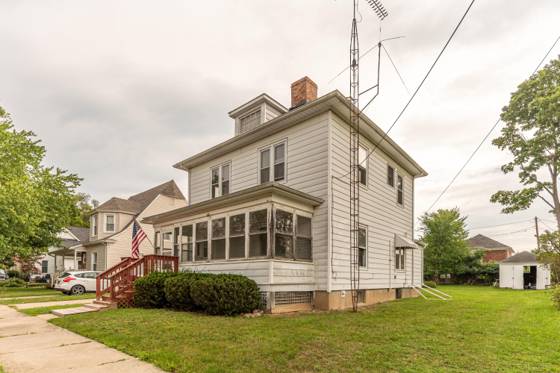 415 Garfield Street, Chelsea, MI 48118 photo 3