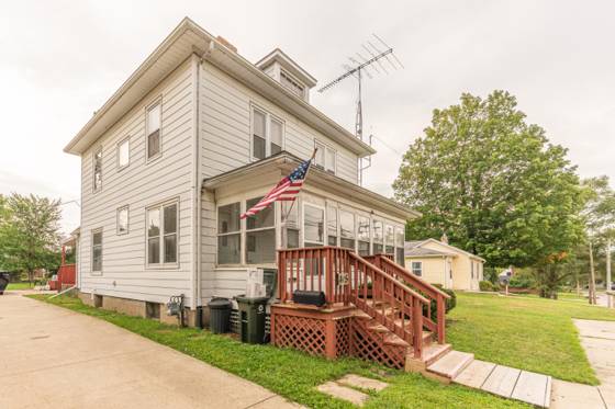 415 Garfield Street, Chelsea, MI 48118 photo 4