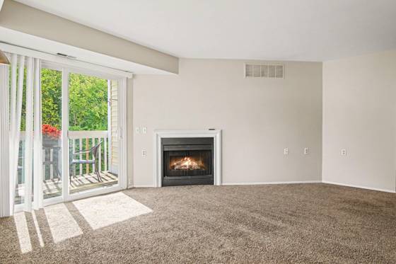 2231 S Huron Parkway, Ann Arbor, MI 48104 photo 3