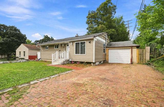 3814 Cherokee Avenue, Flint, MI