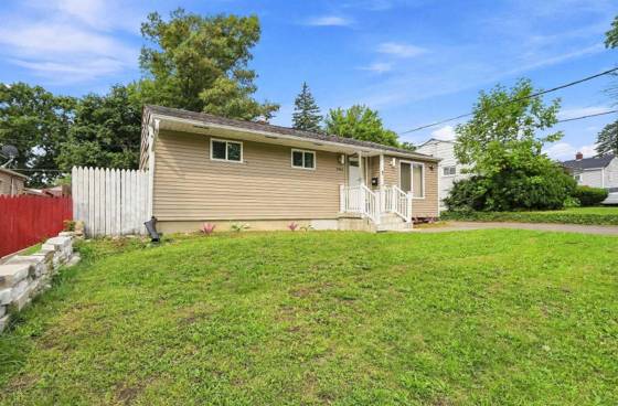 3814 Cherokee Avenue, Flint, MI 48507 photo 3