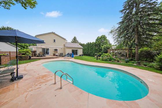 7949 Faircrest Drive, Ypsilanti, MI 48197 photo 3