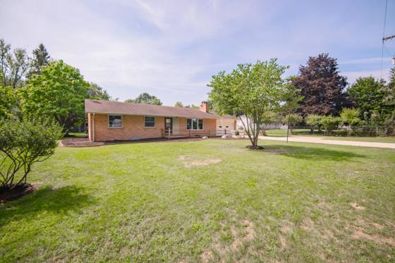 3427 W Shiawassee Avenue, Fenton, MI 48430 photo 5