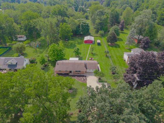 3427 W Shiawassee Avenue, Fenton, MI 48430 photo 2