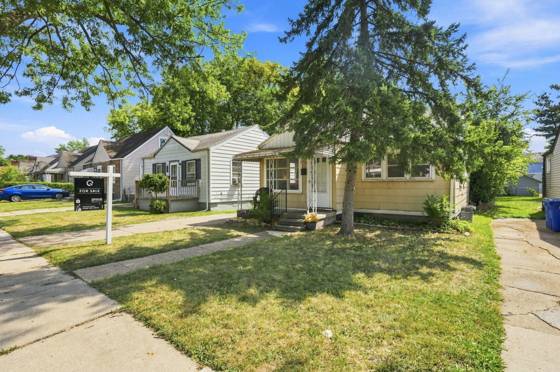 7530 Westminster Avenue, Warren, MI 48091 photo 2