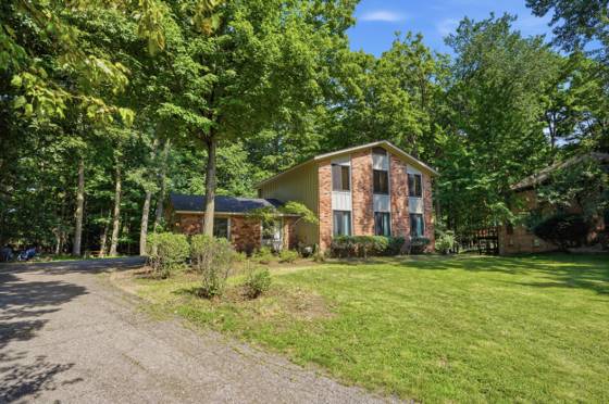 21542 Beauford Court, Northville, MI 48167 photo 4