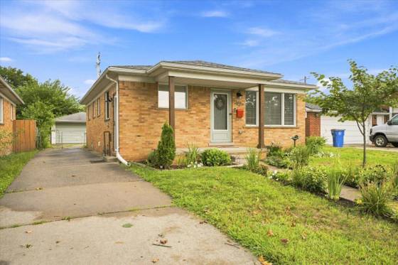 6518 Fenton Street, Dearborn Heights, MI 48127 photo 3