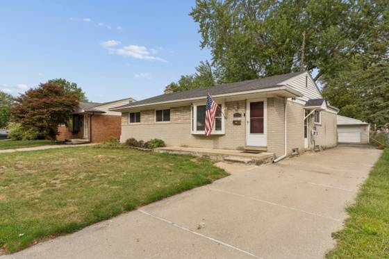 8234 Holly Drive, Canton, MI 48187 photo 4
