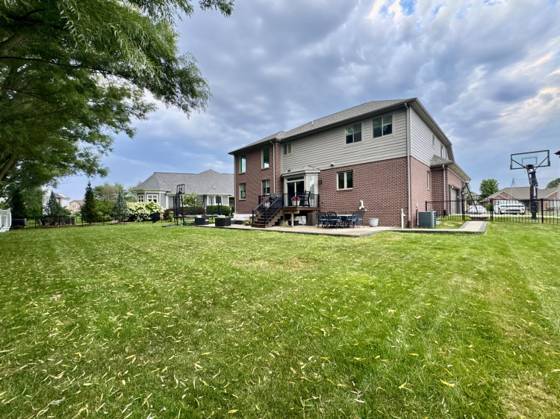 21568 Fort Worth Drive, Macomb, MI 48044 photo 2