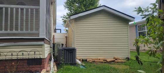 11054 Wood Run Circle, South Lyon, MI 48178 photo 2