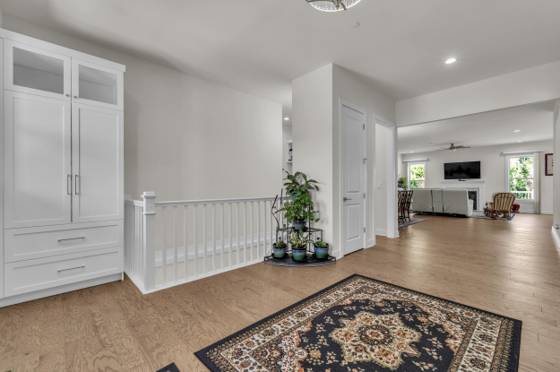 628 Pine Circle, Ann Arbor, MI 48105 photo 5
