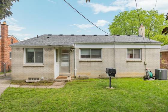 15925 Ryland, Redford, MI 48239 photo 4