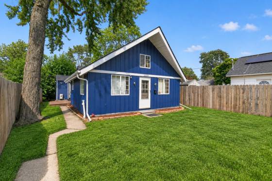 21929 Rosedale Street, Saint Clair Shores, MI 48080 photo 2