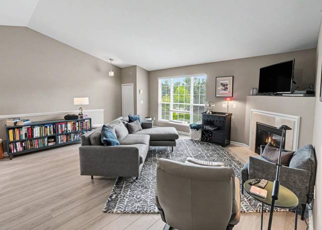 404 Riversedge Drive, Saline, MI