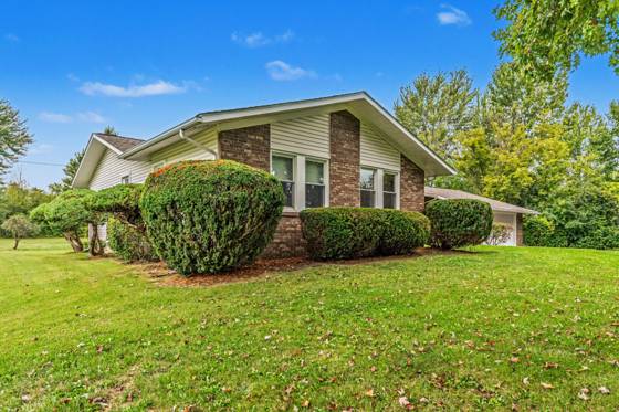 7070 Hitchingham Road, Ypsilanti, MI 48197 photo 2