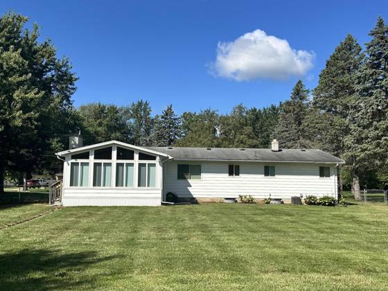 5168 Woodcliff Drive, Flint, MI 48504 photo 3