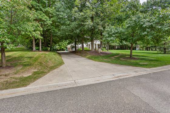 4861 Hidden Hills Circle, Howell, MI 48855 photo 3
