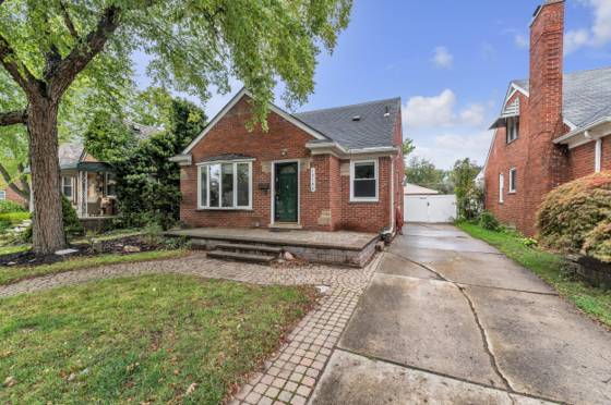 15106 White Avenue, Allen Park, MI 48101 photo 3